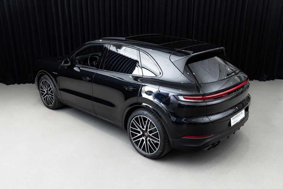 Porsche Cayenne 3,0 E-Hybrid Tiptr. 5d