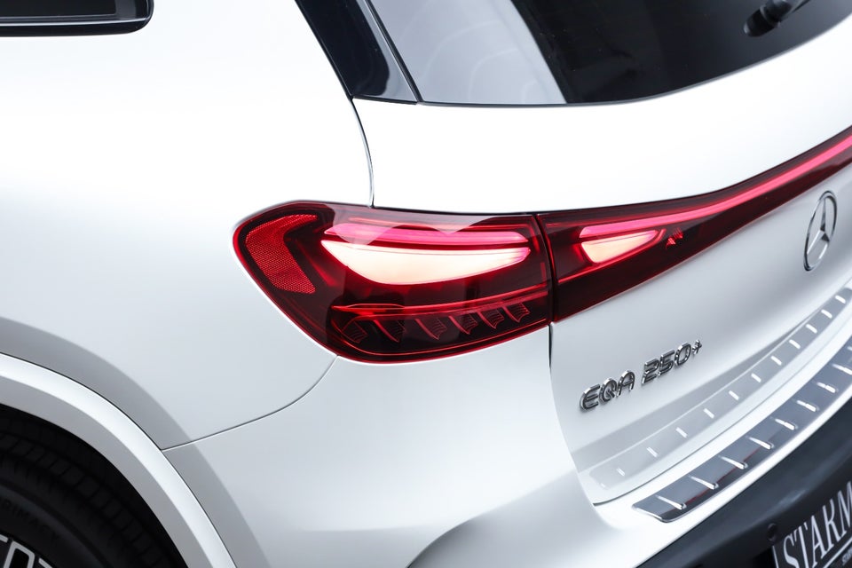 Mercedes EQA250+ AMG Advance 5d