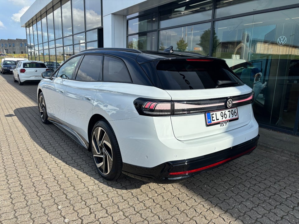 VW ID.7 86 Style S+ Tourer 5d