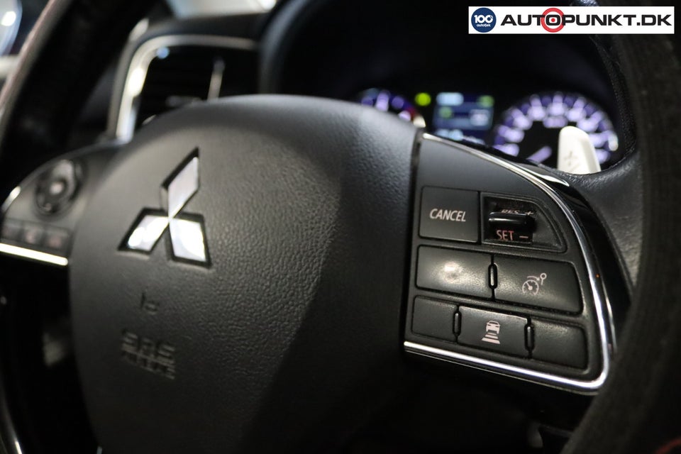 Mitsubishi Outlander 2,2 DI-D 150 Intense aut. 4WD 5d