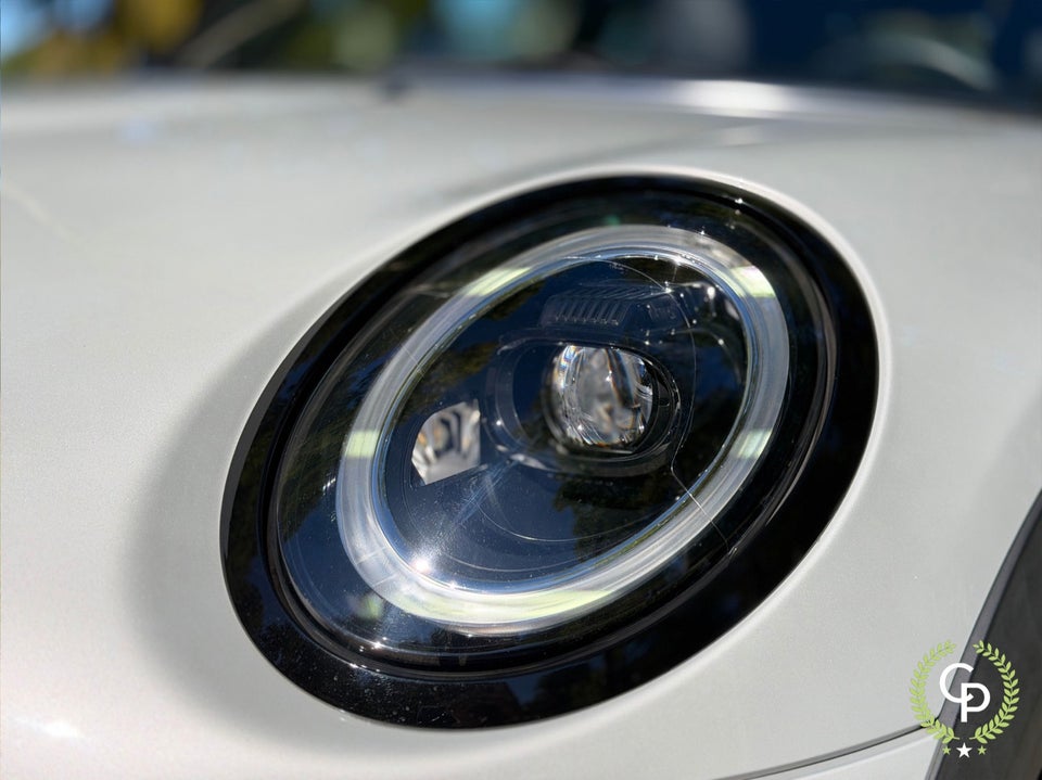 MINI Cooper SE Maximise 3d