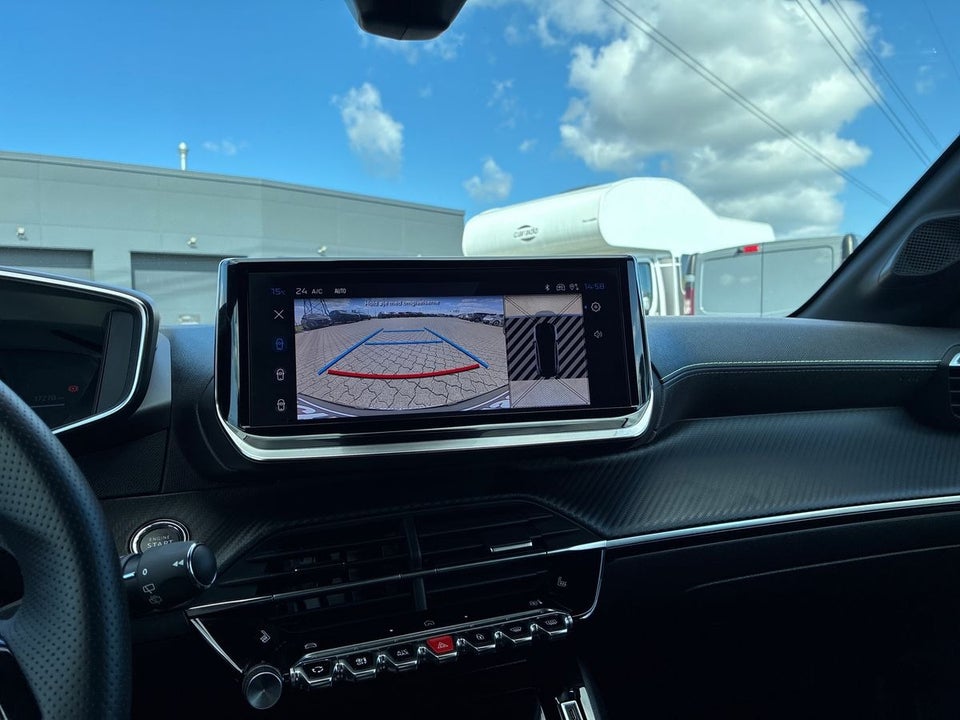 Peugeot e-208 54 GT 5d