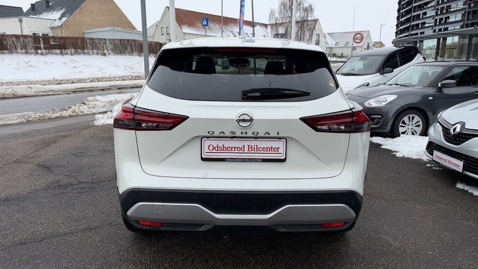 Nissan Qashqai 1,3 mHEV N-Connecta X-tr. 5d