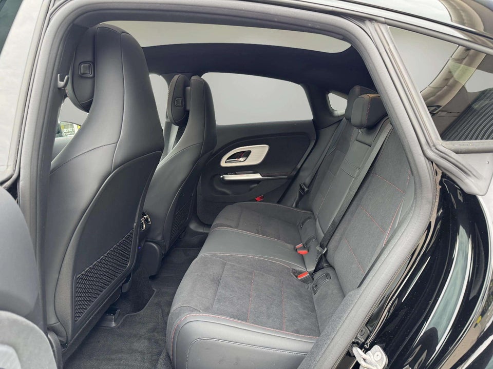 Mercedes CLA250+ EQ AMG Advance Edition 4d