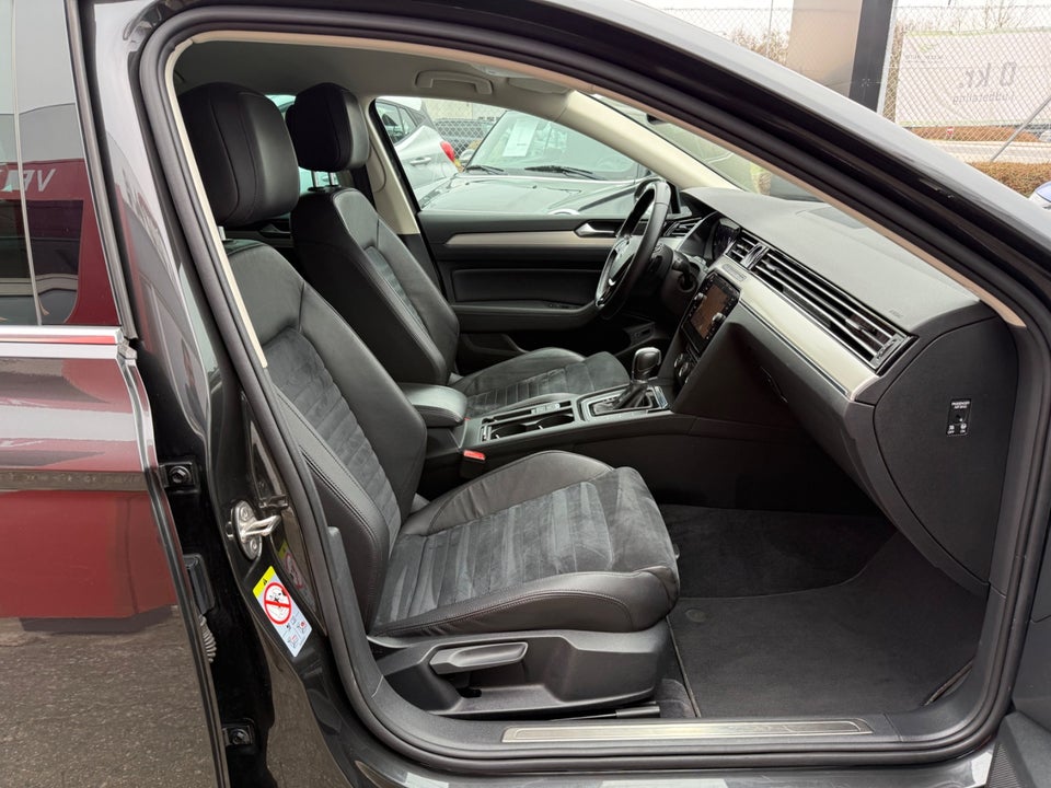 VW Passat 1,4 TSi 150 R-line Variant DSG BMT 5d