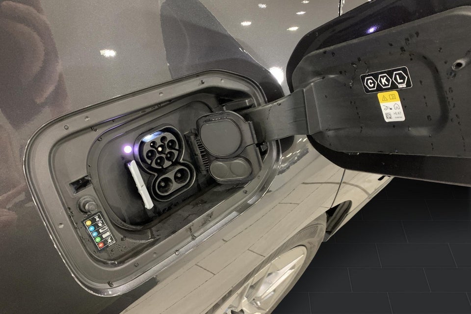 BMW iX xDrive40 Fully Charged 5d