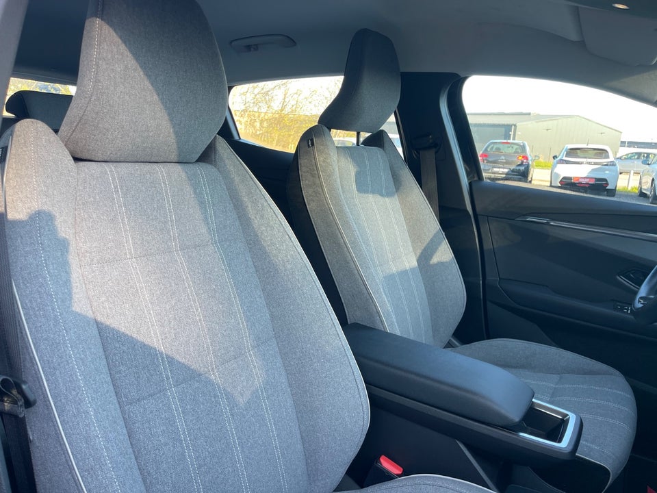 Renault Megane E-Tech 40 Equilibre 5d