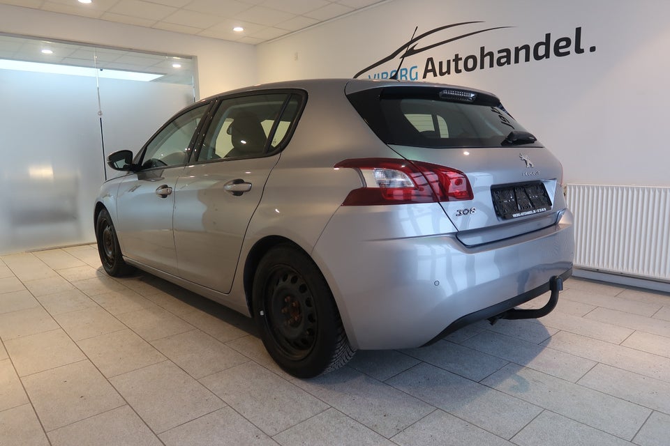 Peugeot 308 1,6 THP 125 Active 5d