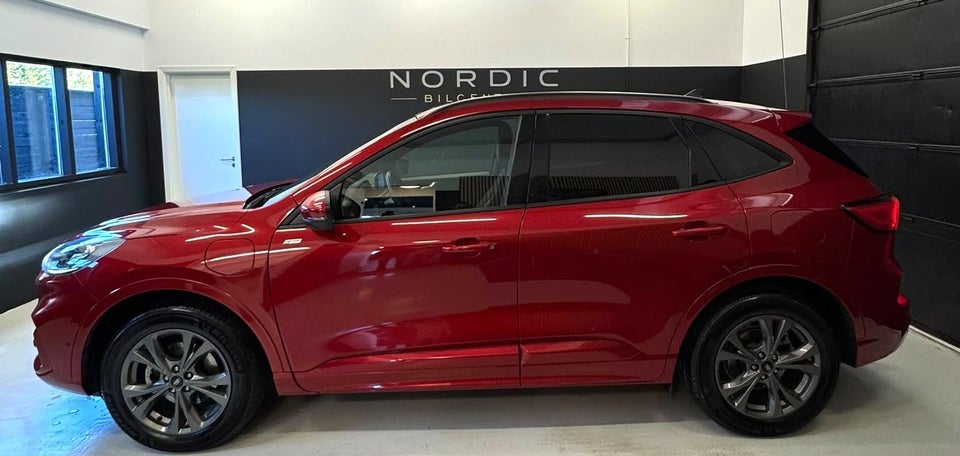 Ford Kuga 2,5 PHEV ST-Line X CVT 5d