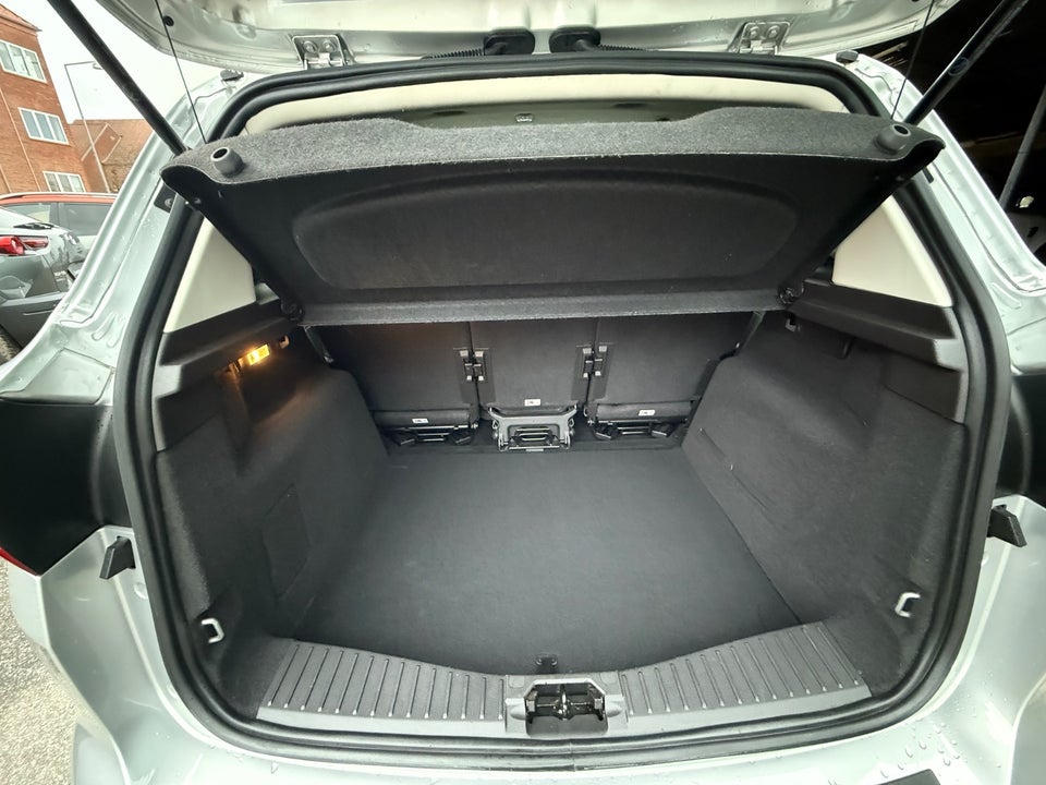 Ford C-MAX 1,0 SCTi 125 Titanium 5d