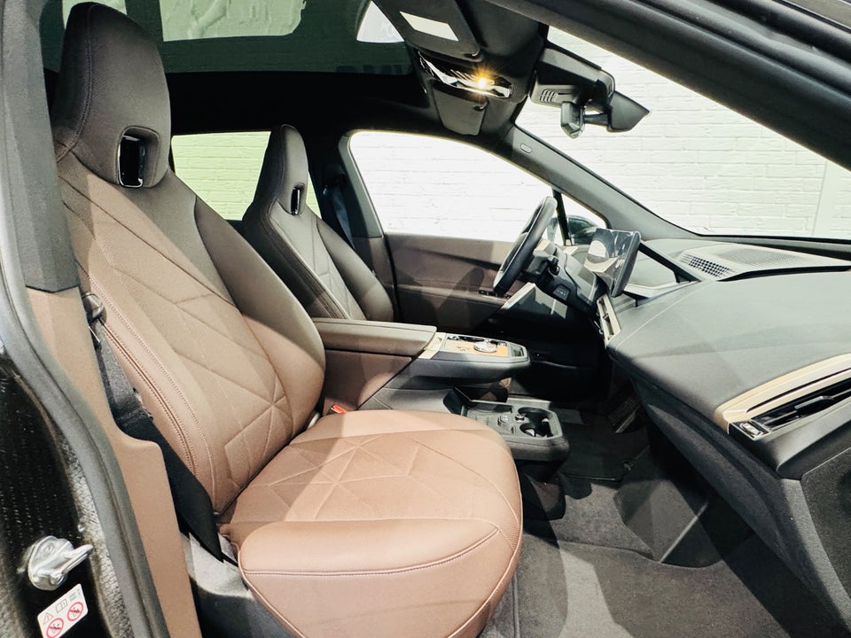 BMW iX xDrive40 Supercharged 5d