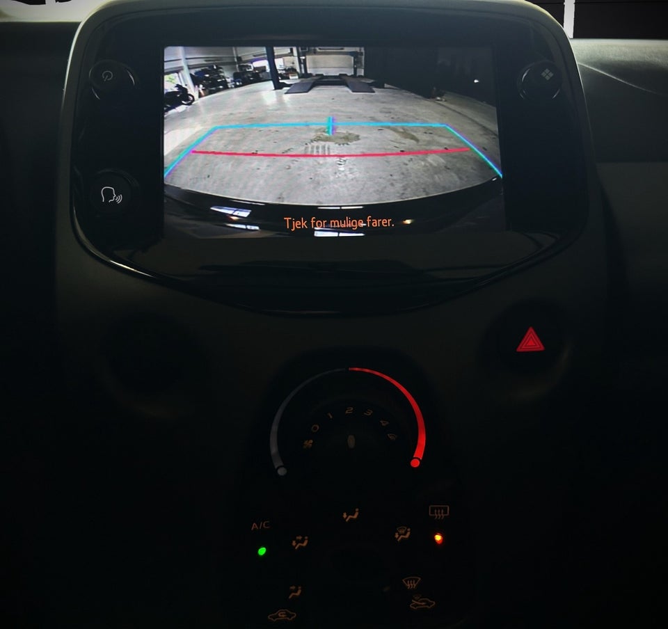 Toyota Aygo 1,0 VVT-i x-sky 5d