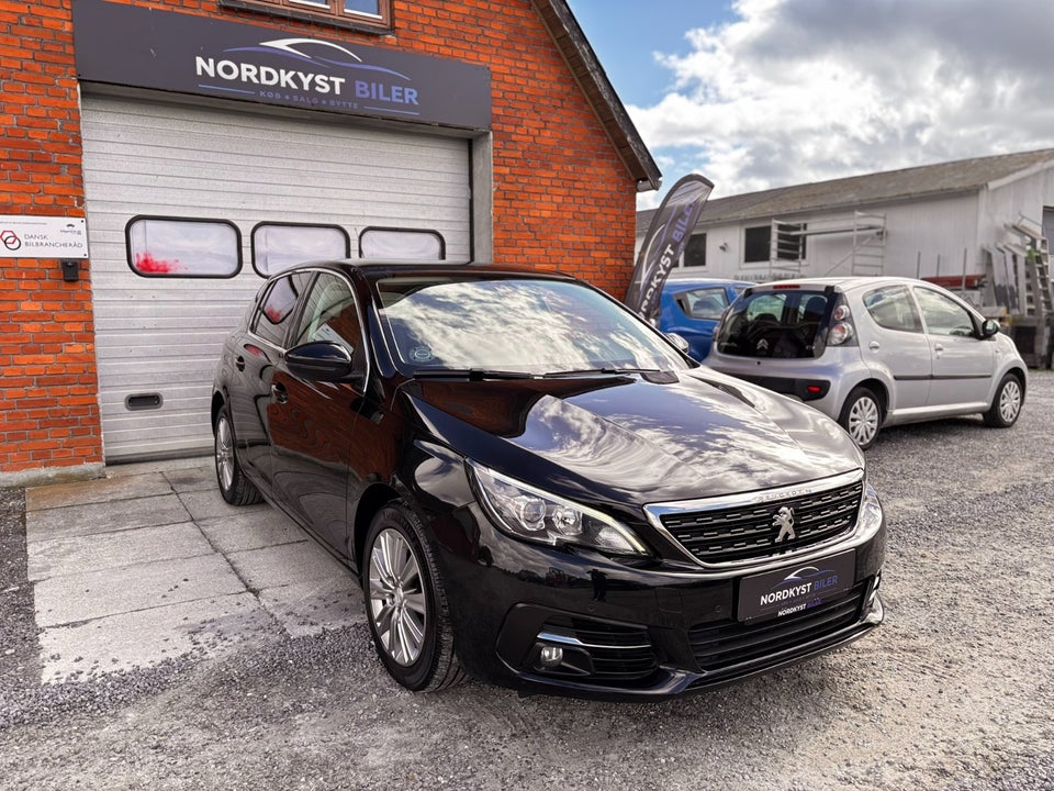 Peugeot 308 1,6 BlueHDi 120 Allure Sky 5d