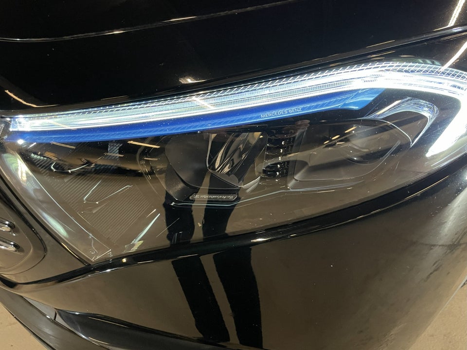 Mercedes EQA350 AMG Line 4Matic 5d