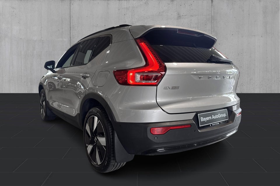 Volvo EX40 Extended Range Plus 5d