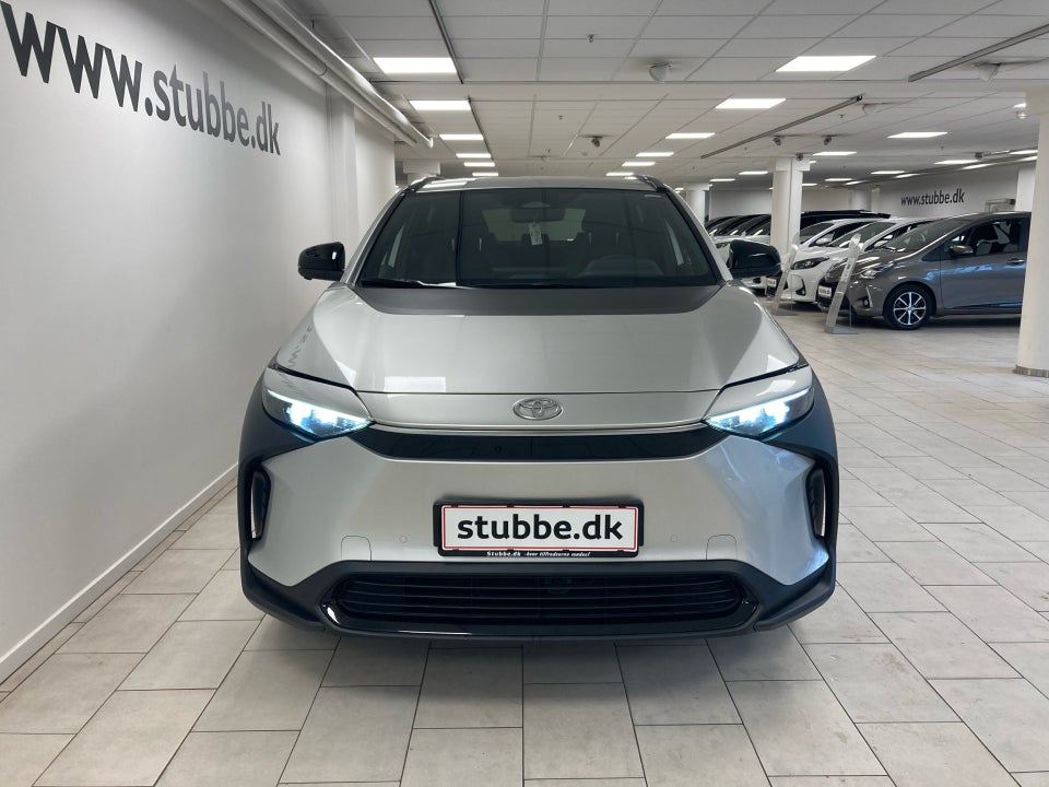 Toyota bZ4X Active 5d