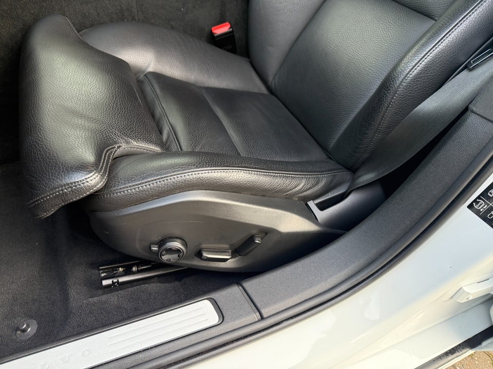 Volvo V60 2,0 D4 190 Inscription aut. 5d