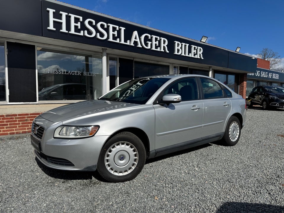 Volvo S40 1,6 D Momentum 4d
