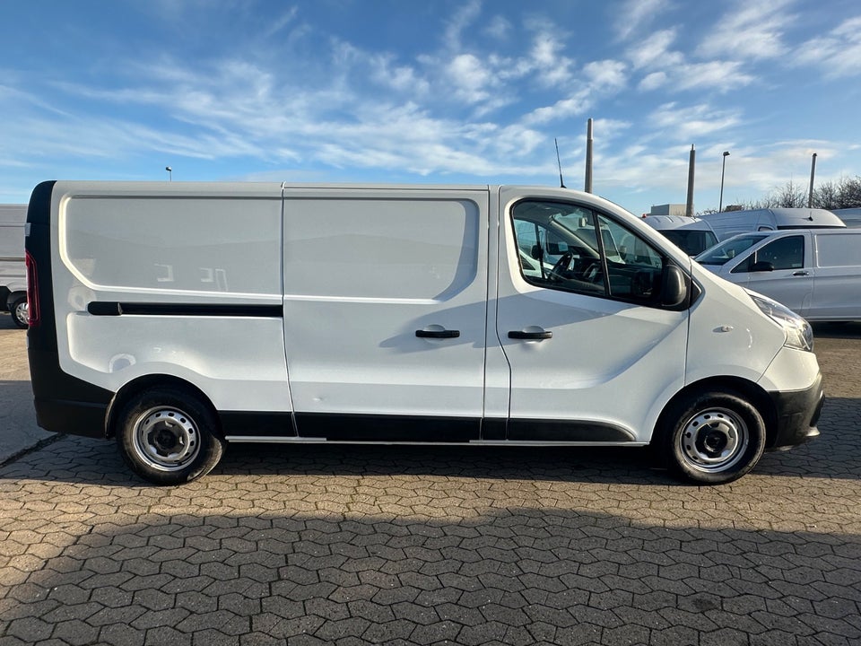 Renault Trafic T29 2,0 dCi 145 L2H1