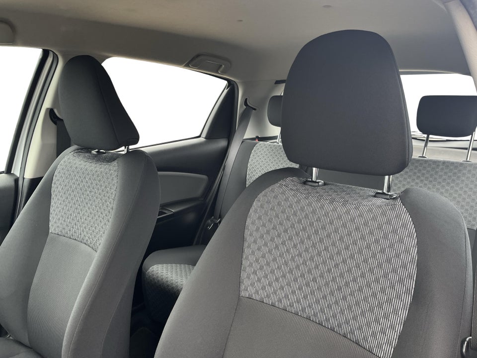 Toyota Yaris 1,0 VVT-i T2 5d