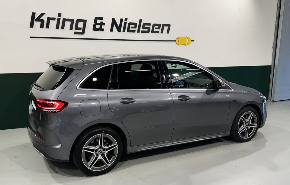 Mercedes B250 e 1,3 AMG Line aut. 5d