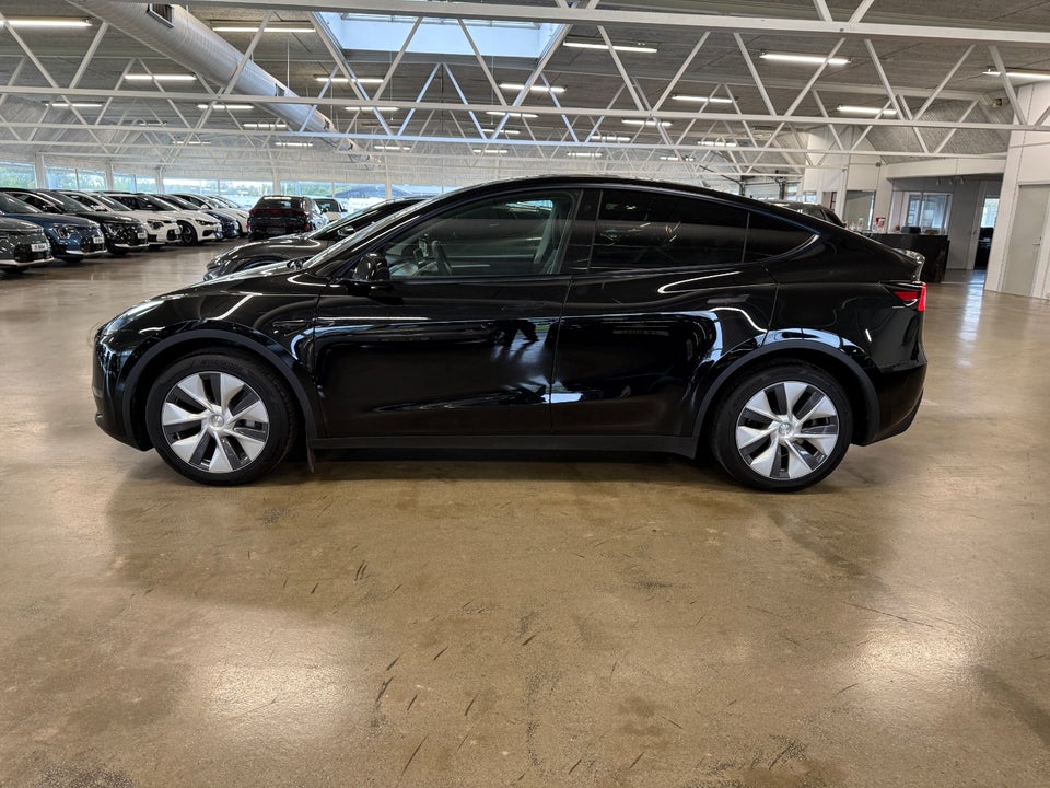 Tesla Model Y Long Range AWD 5d
