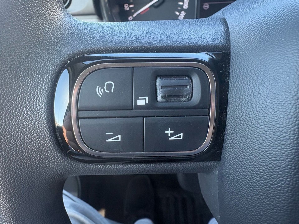 Citroën C3 1,2 PureTech 83 Shine 5d