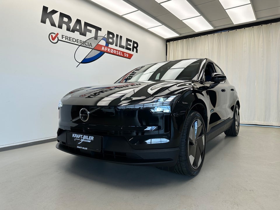 Volvo EX30 Extended Range Ultra 5d
