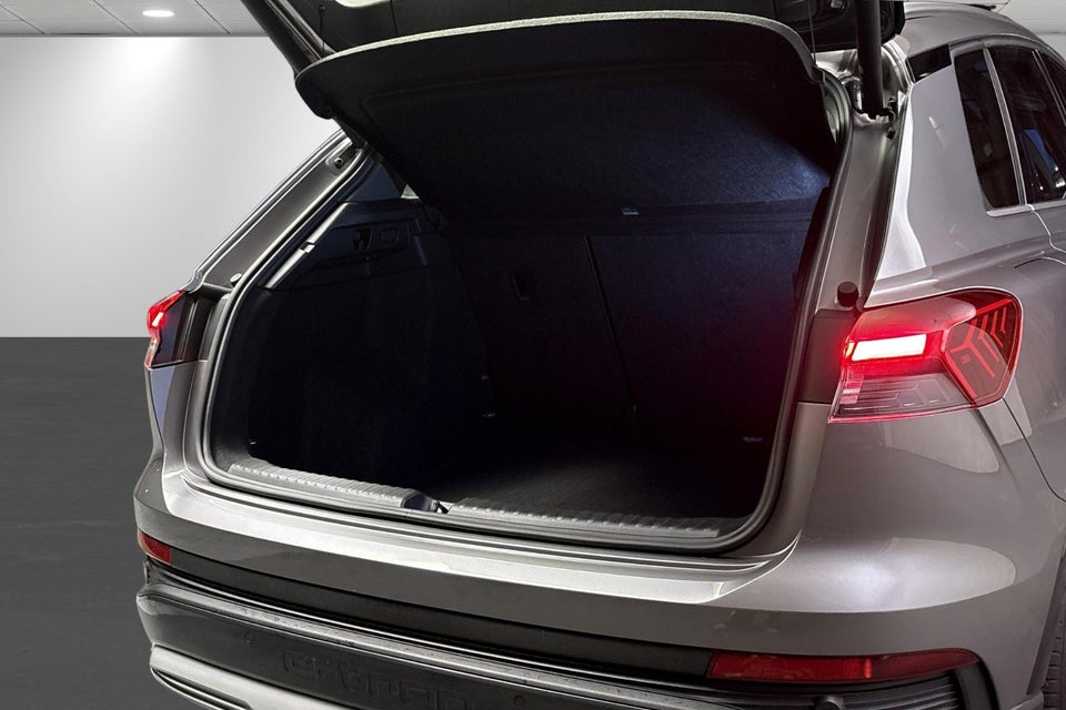 Audi Q4 e-tron 45 Progress 5d