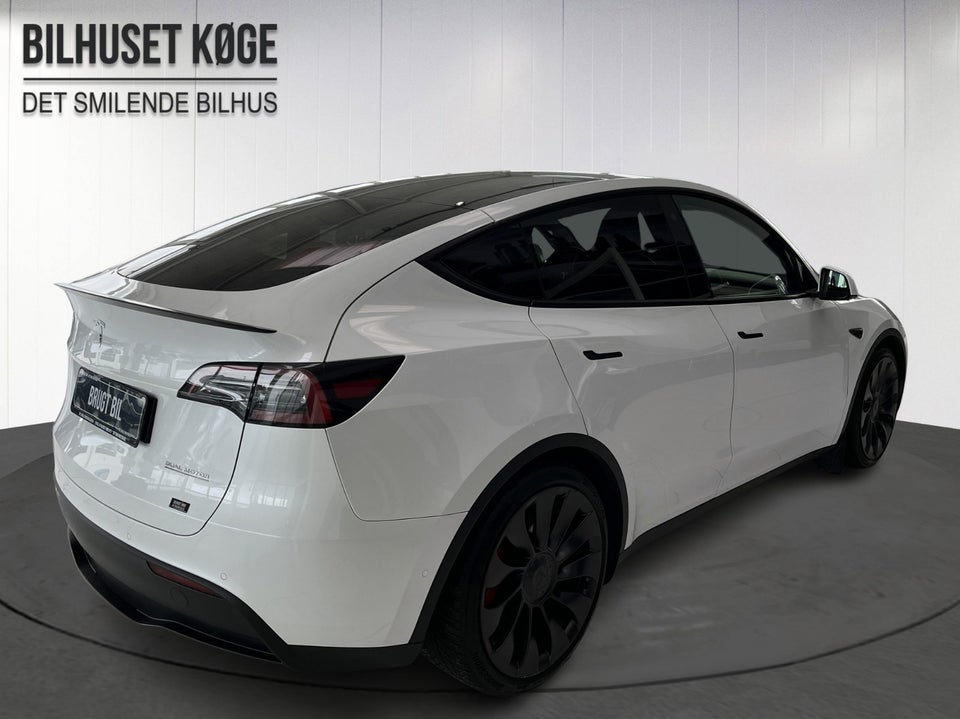 Tesla Model Y Performance AWD 5d