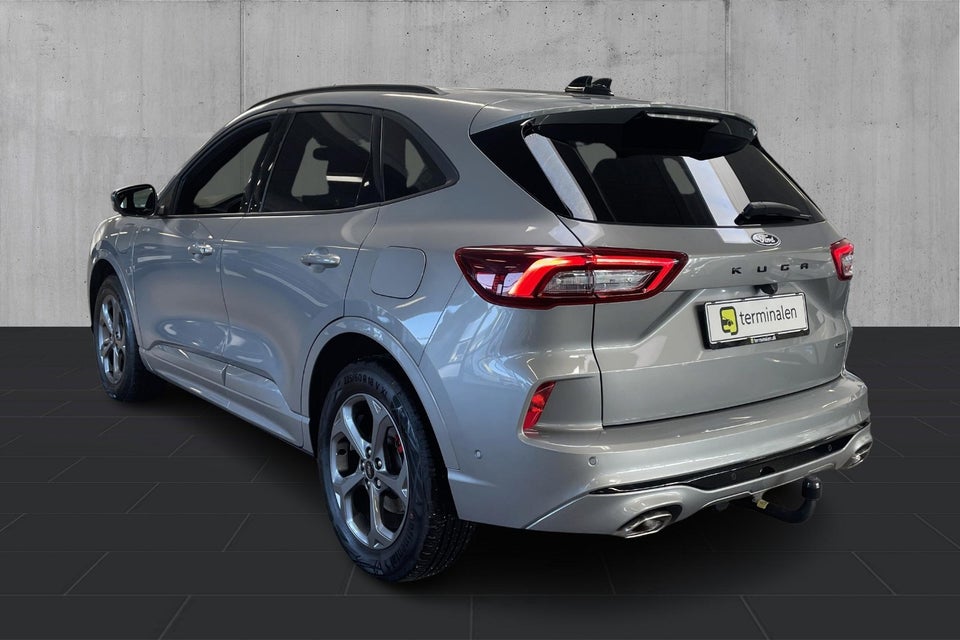 Ford Kuga 2,5 PHEV ST-Line X CVT 5d