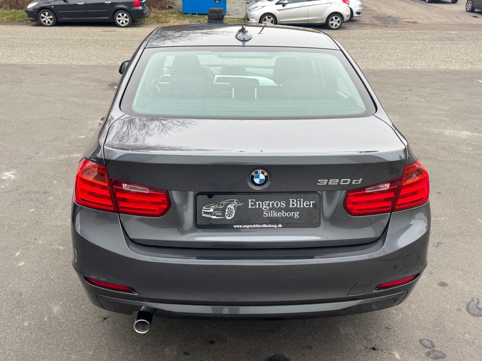 BMW 320d 2,0  4d