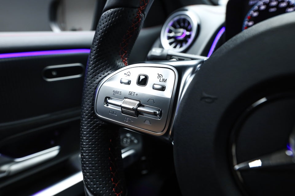 Mercedes EQB350 AMG Line Premium 4Matic 5d