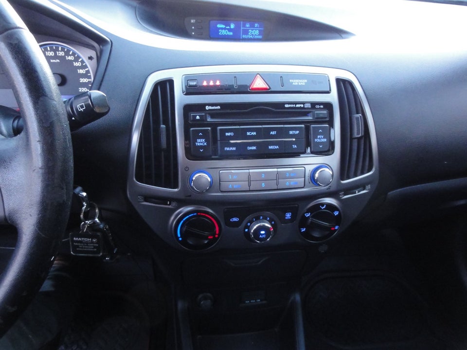 Hyundai i20 1,25 Classic XTR+ 5d