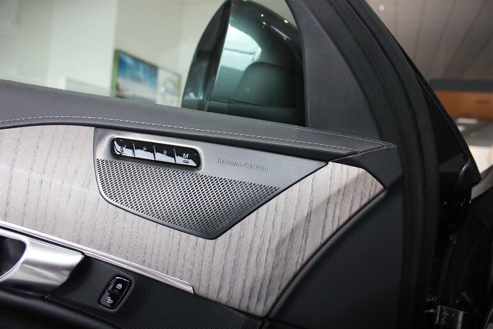 Volvo XC90 2,0 T8 ReCharge Ultimate Bright aut. AWD 7prs 5d