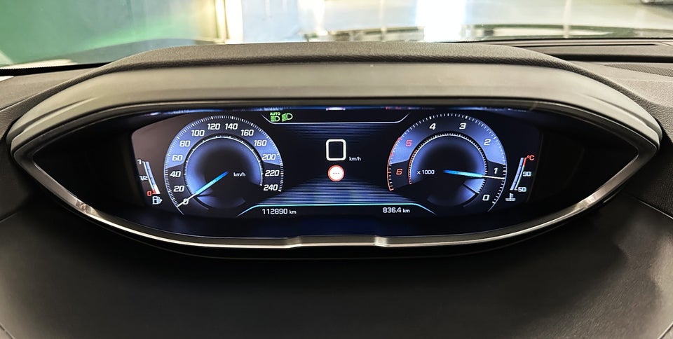 Peugeot 3008 1,6 BlueHDi 120 Allure 5d
