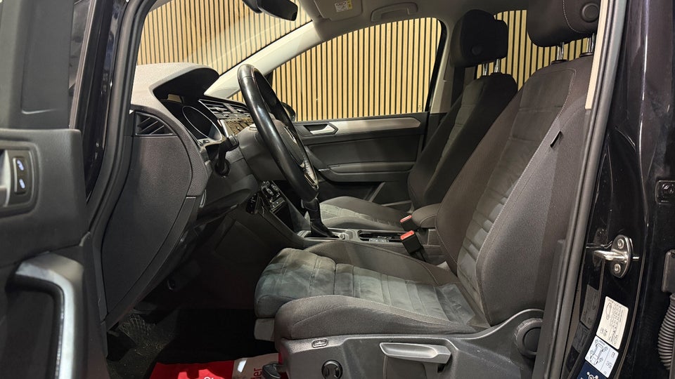 VW Touran 1,5 TSi 150 Highline Family DSG 7prs 5d