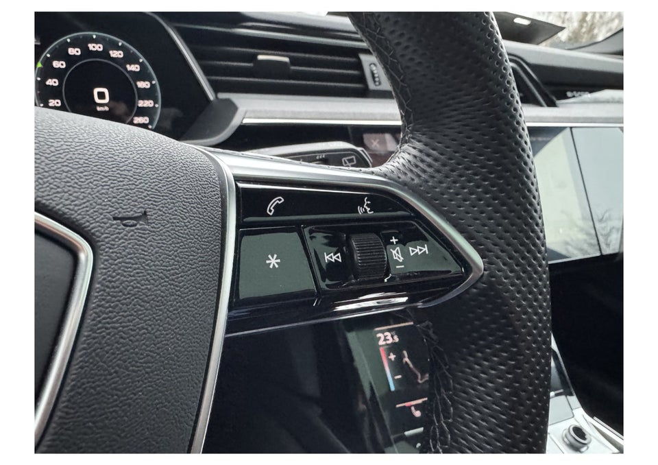 Audi e-tron 55 Black Edition S-line quattro 5d