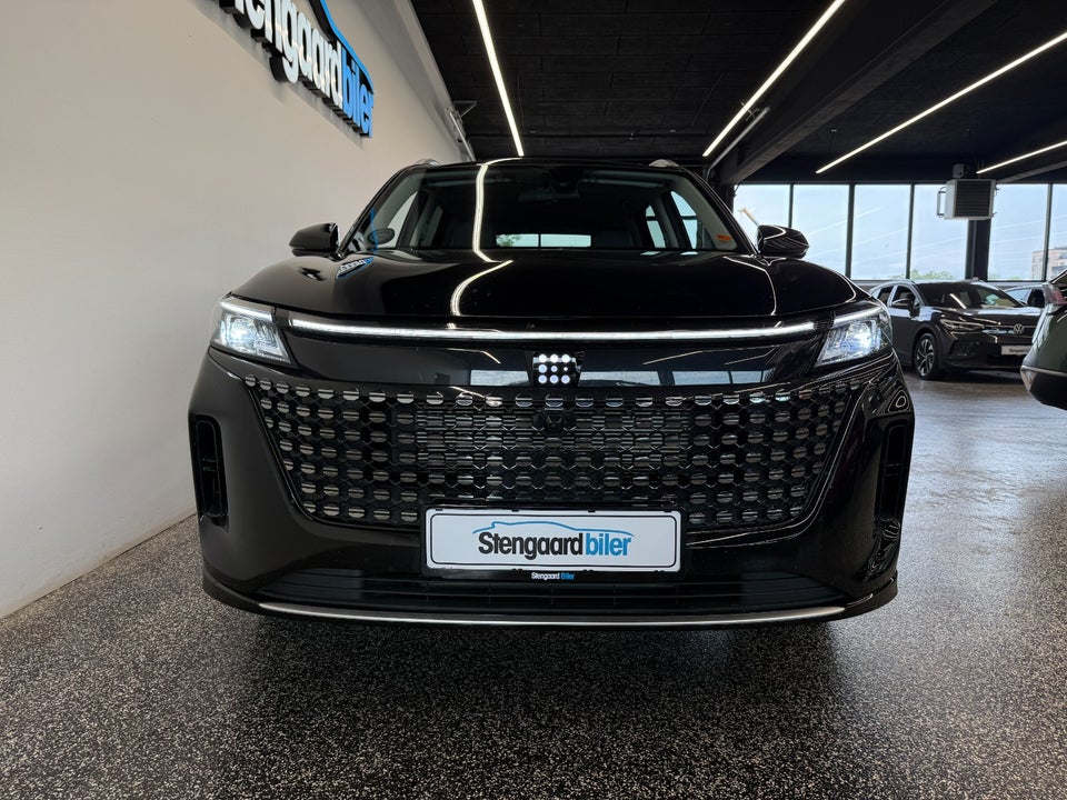 Navor E5 1,5 PHEV Rock 5d