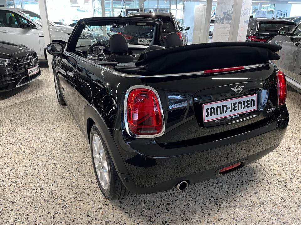 MINI Cooper 1,5 Essential Cabriolet aut. 2d