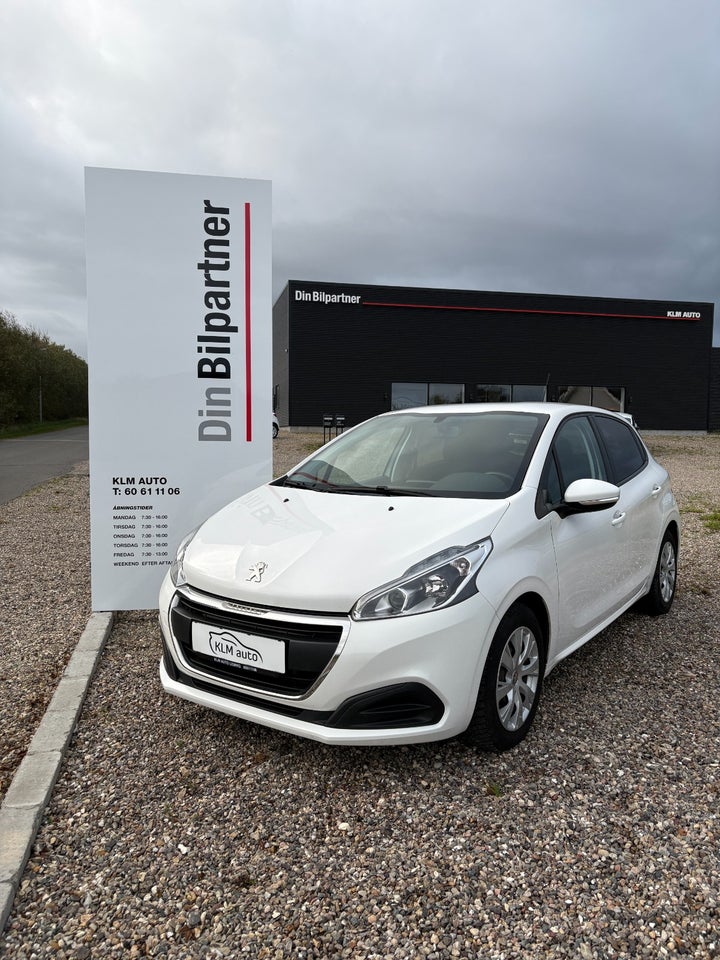 Peugeot 208 1,5 BlueHDi 100 Envy+ 5d
