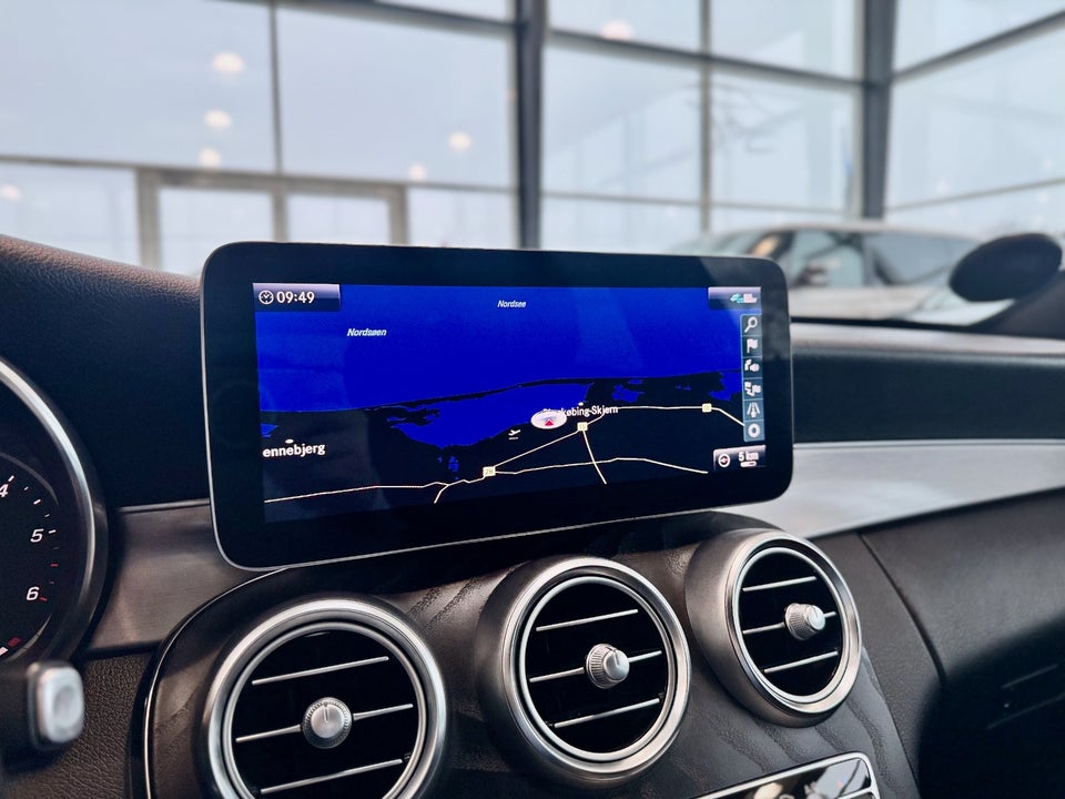 Mercedes C220 d 2,0 AMG Line stc. aut. 5d