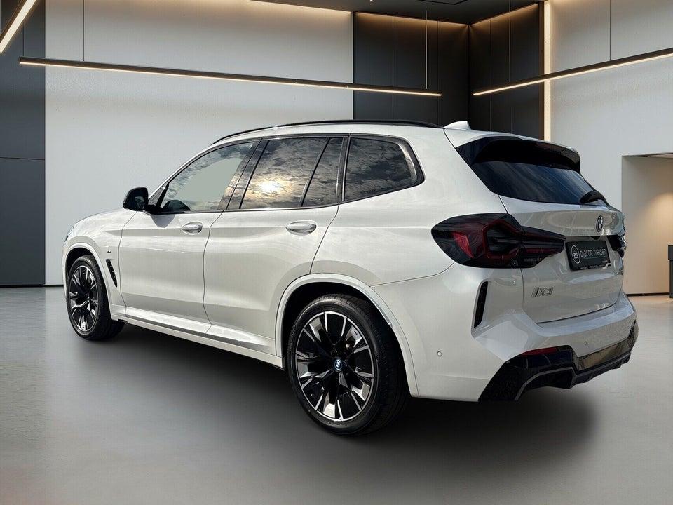 BMW iX3 Charged M-Sport 5d