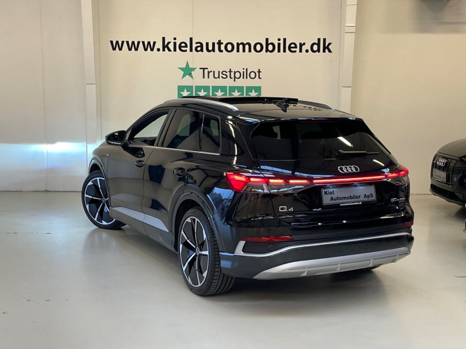 Audi Q4 e-tron 50 S-line quattro 5d