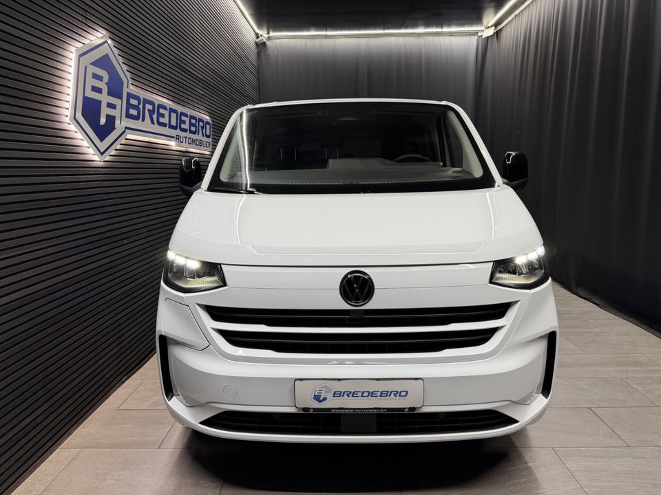 VW e-Caravelle 64 Life SWB