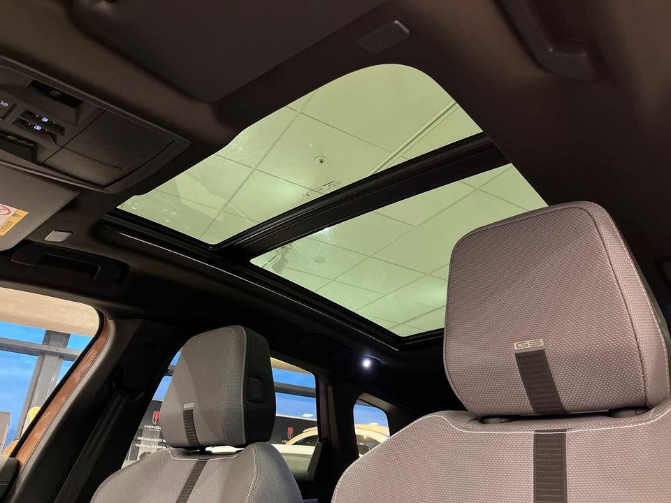 Opel Grandland-e 73 GS Sky 5d