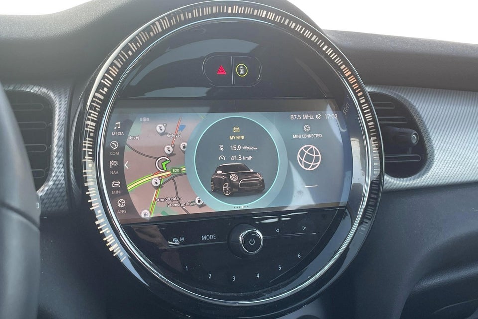 MINI Cooper SE Maximise 3d