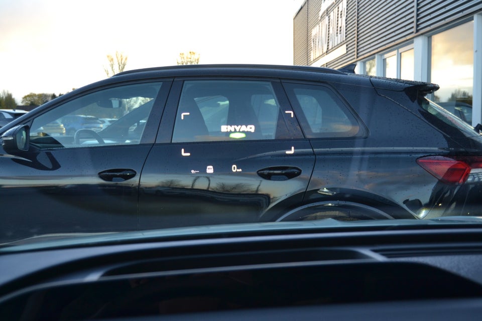 Skoda Enyaq 80 iV Suite 5d
