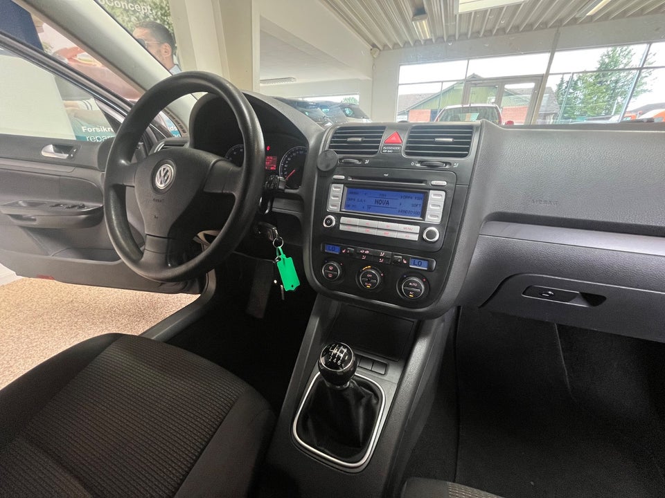 VW Golf V 1,4 TSi 122 Trendline Variant 5d
