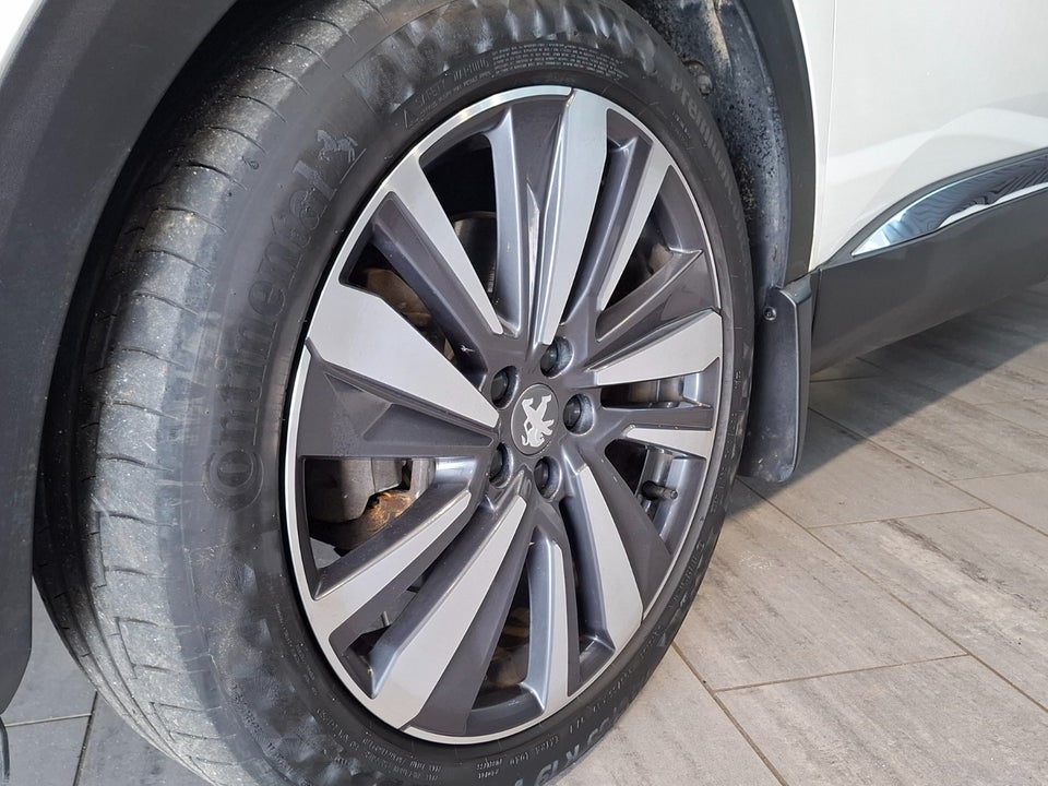 Peugeot 3008 1,6 Hybrid Allure Limited EAT8 5d